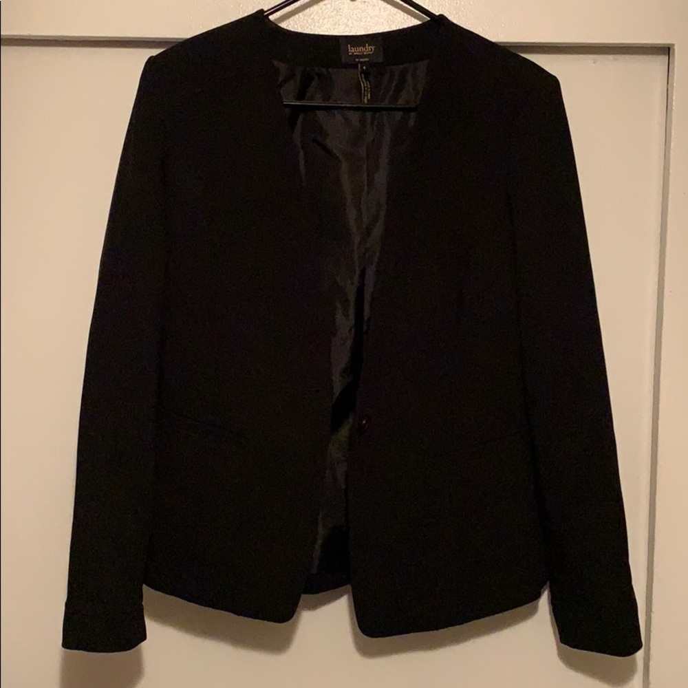 Black Blazer